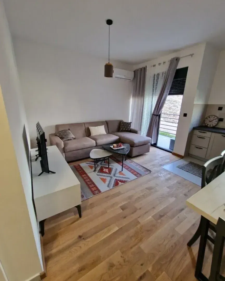 Продаж - Квартира Podgorica, Gorica C
