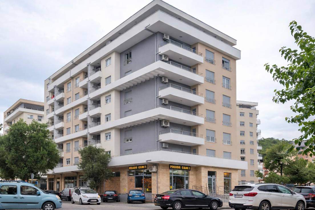 Продаж - Квартира Budva, Bečići