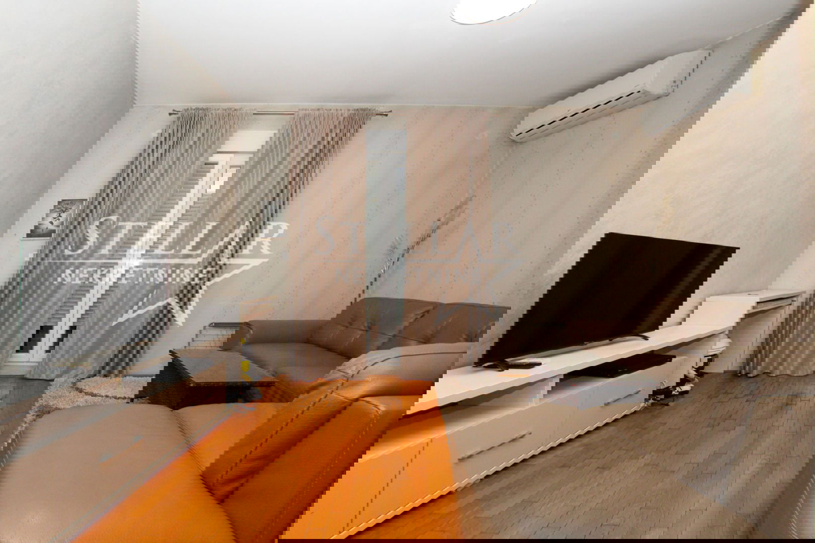 Izdavanje - Stan Podgorica, Stari Aerodrom