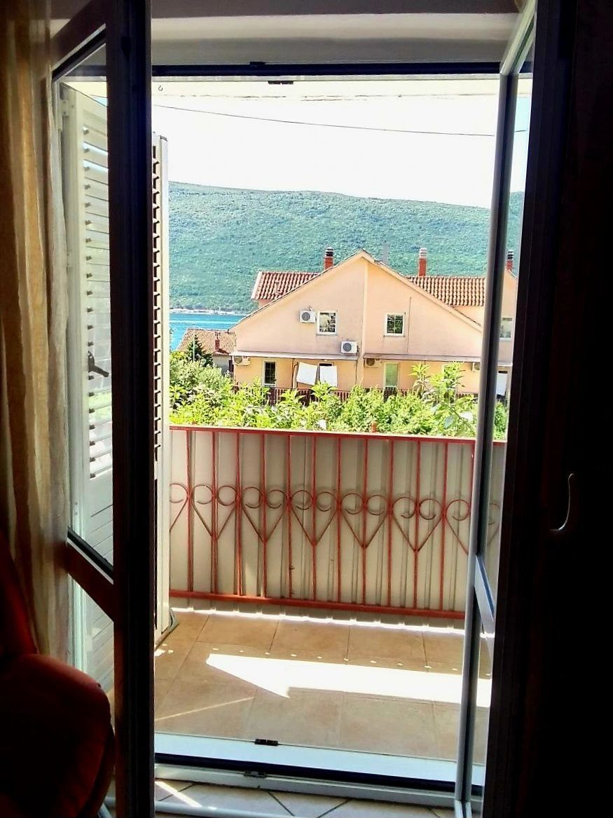 Продаж - Квартира Herceg Novi, Kumbor