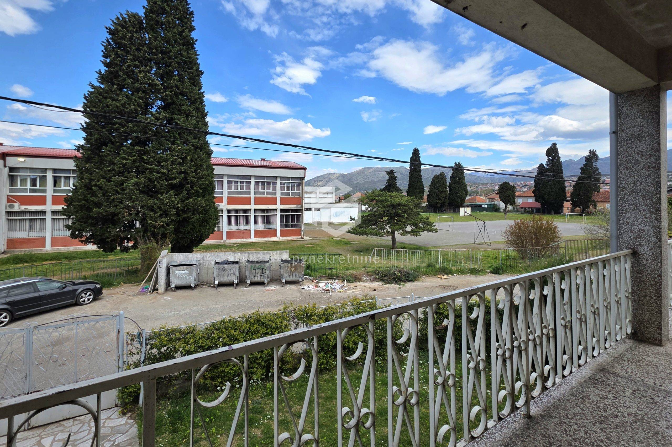 ef550cb2-f715-4569-88e8-0305c62cb920.jpg
