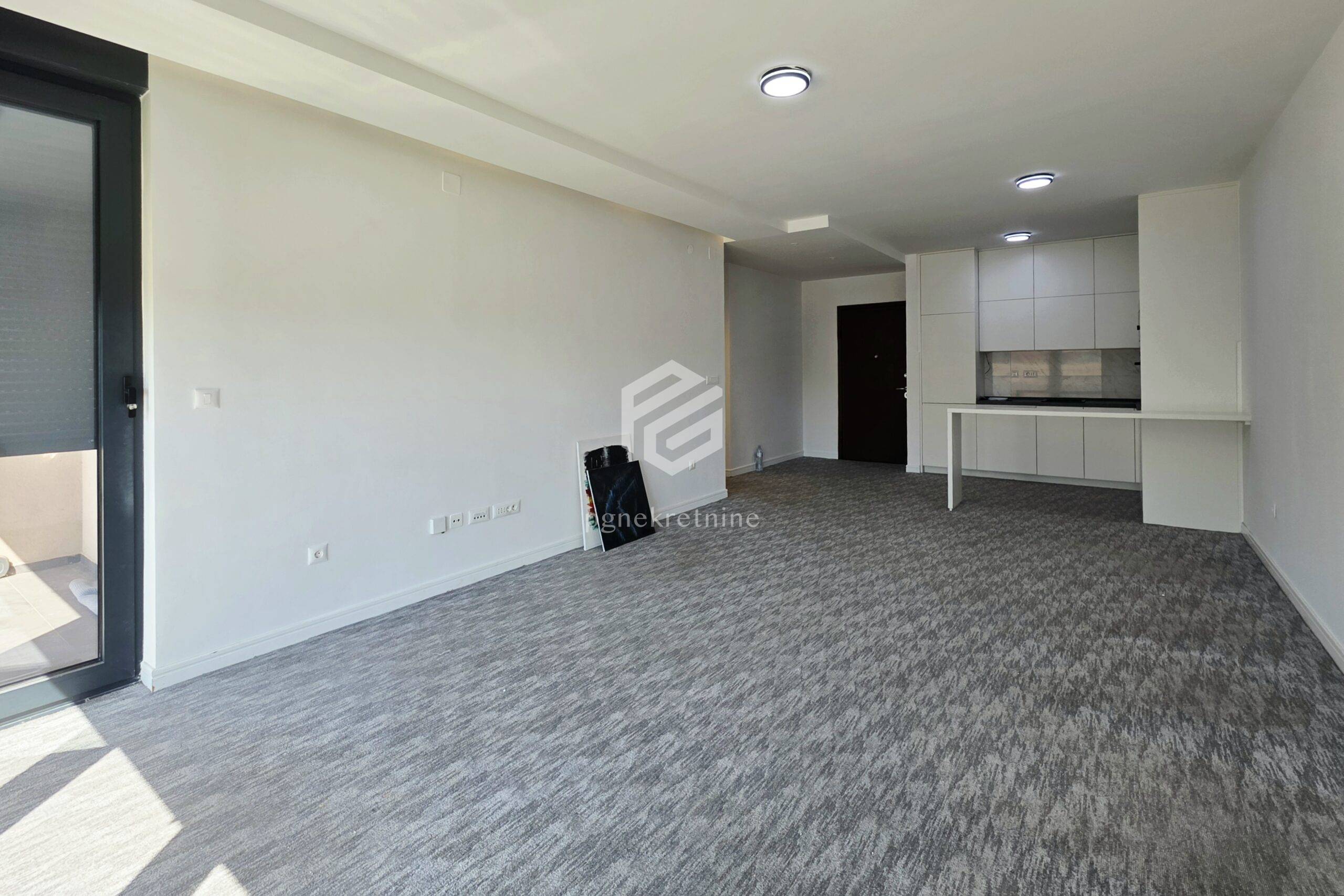 ef723bed-498a-438a-993e-d1dfb09da84d.jpg