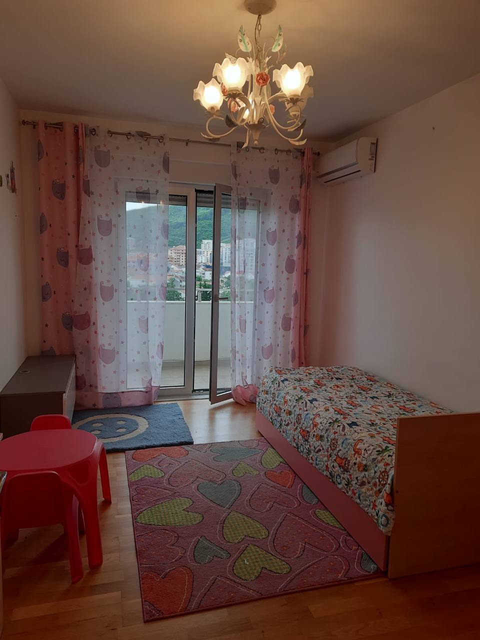 efced9bd-80a0-48ea-8ad0-308e7ce3da2a.jpg