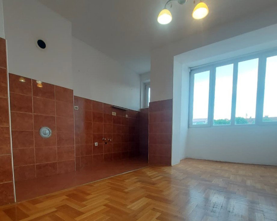 Izdavanje - Stan Nikšić, Centar