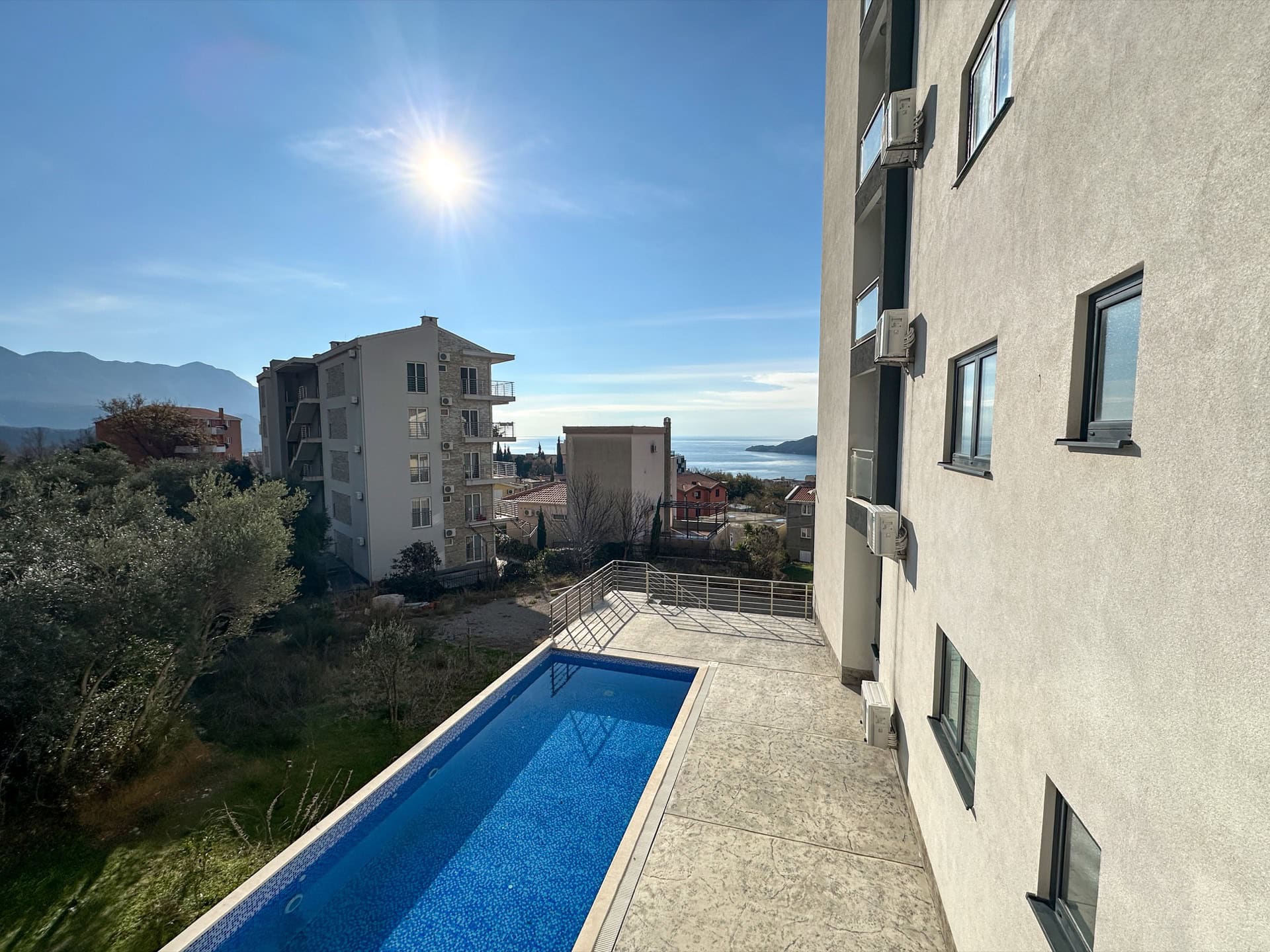 Продаж - Квартира Budva, Bečići