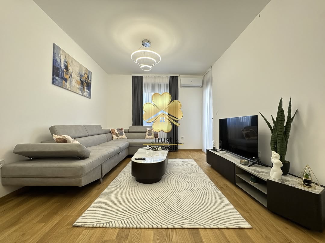 Оренда - Квартира Podgorica, City Kvart