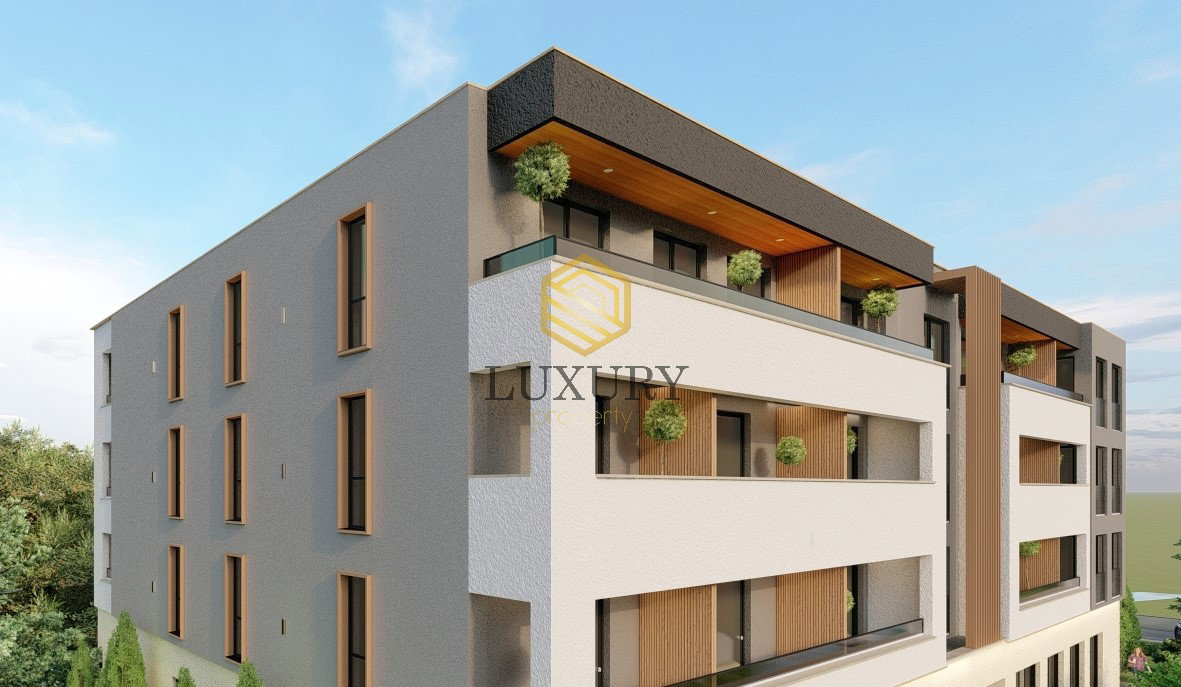 f348932c-7f8f-45a8-a3ba-73d77d0bd152.jpg
