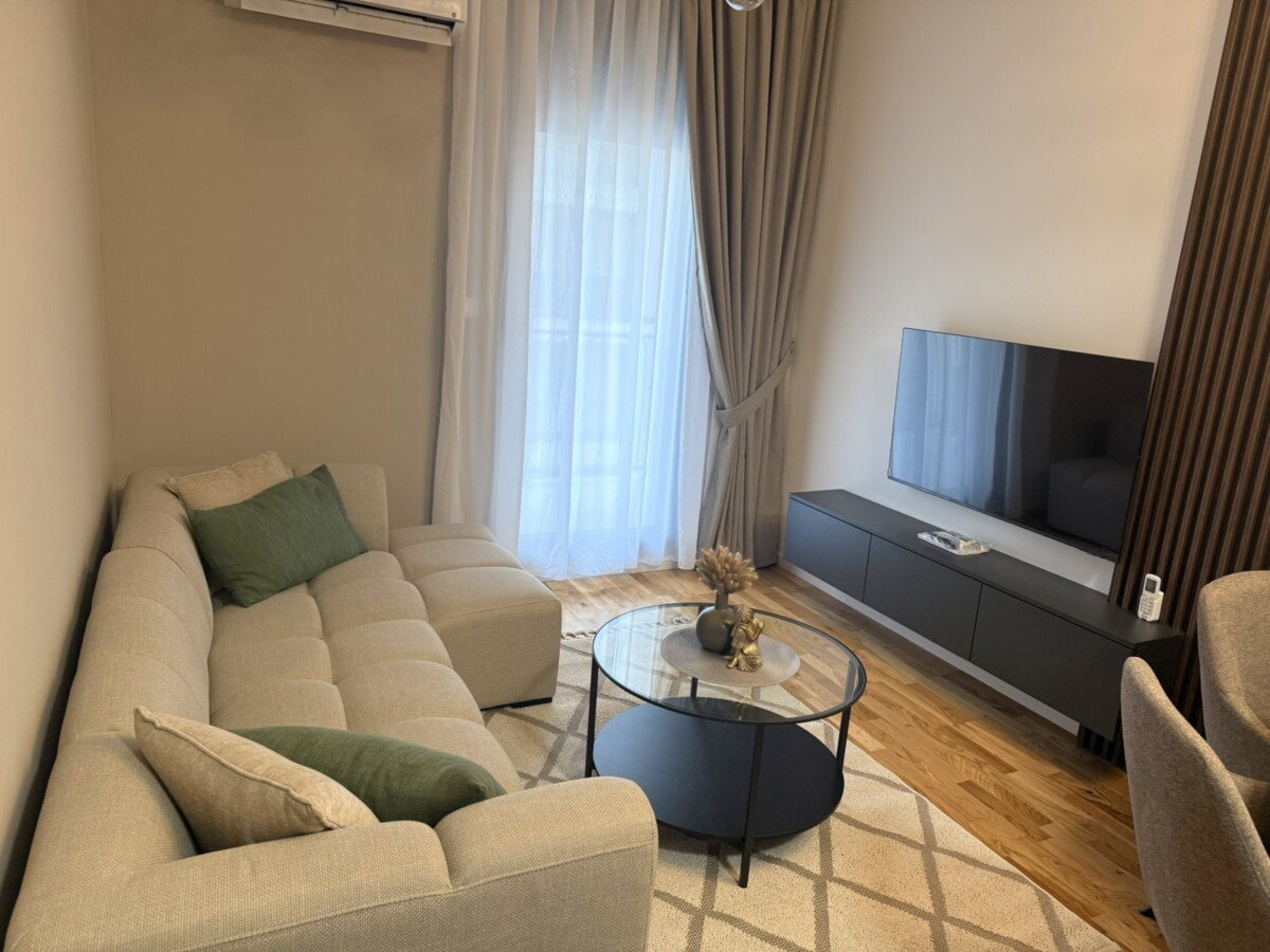 Продажа - Квартира Podgorica, Tološi