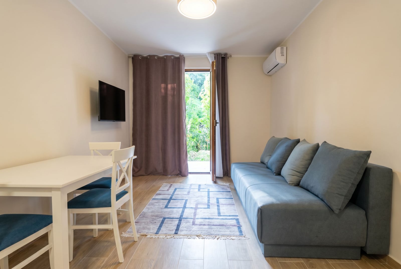 Продажа - Квартира Herceg Novi, Ostalo