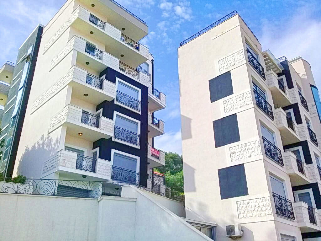 Satılık - Daire Budva, Bečići