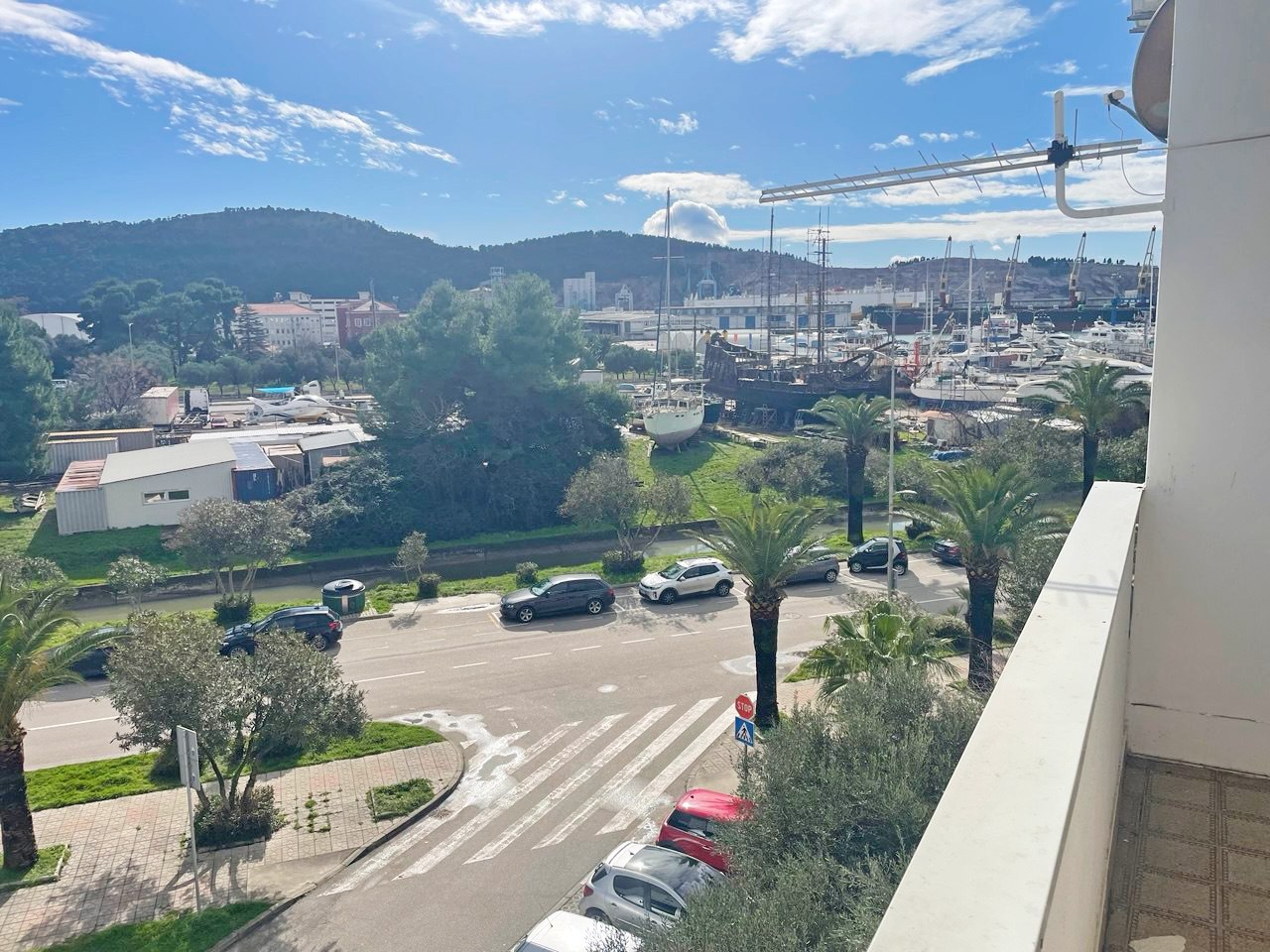 Prodaja - Stan Bar, Bar