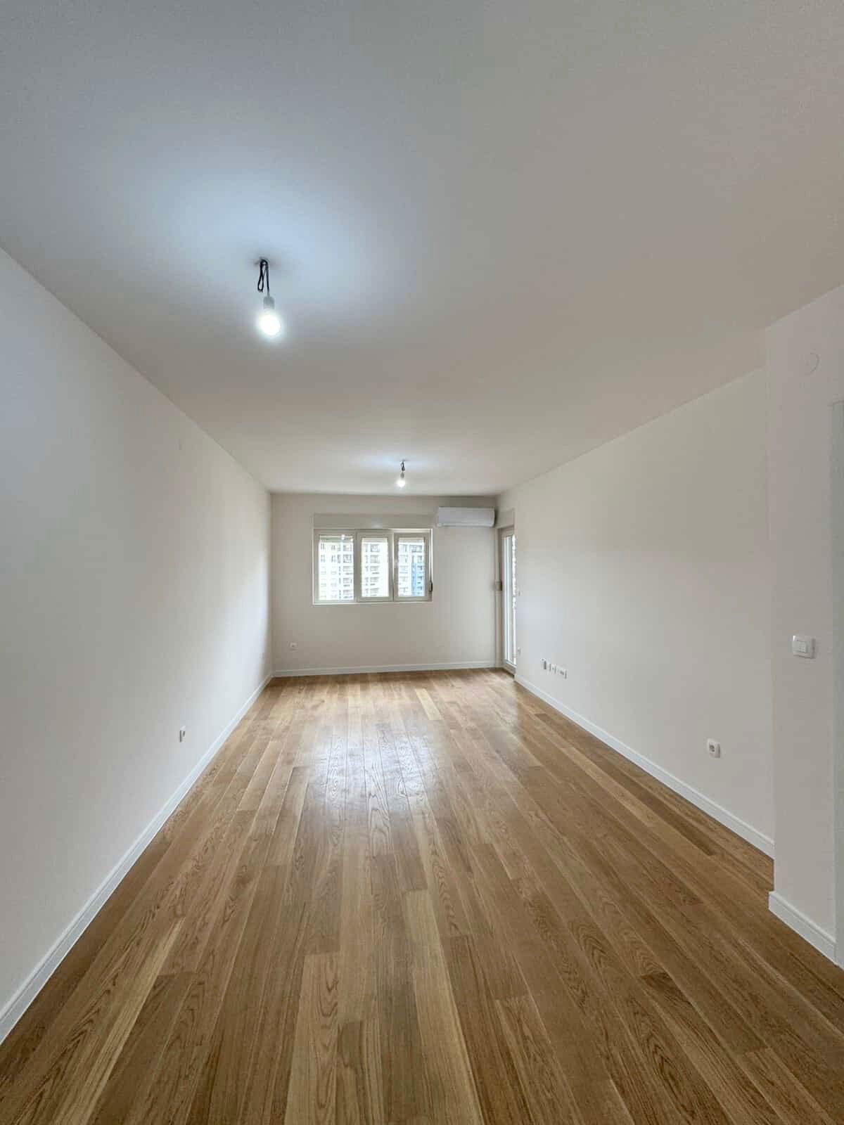 Продаж - Квартира Podgorica, Central Point