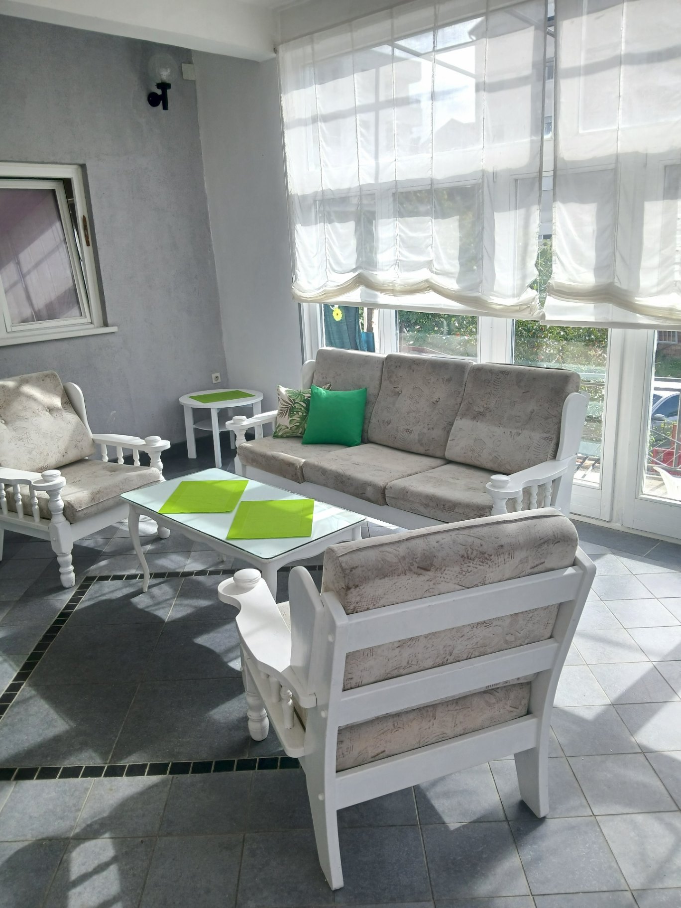 Оренда - Квартира Tivat, Kalimanj