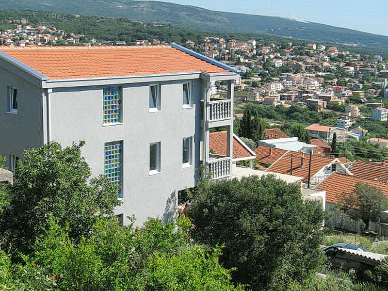 Sale - House Bar, Dobre Vode
