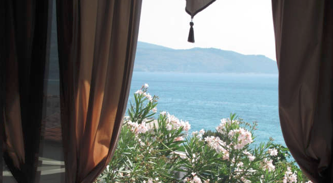 Sale - Apartment Herceg Novi, Igalo