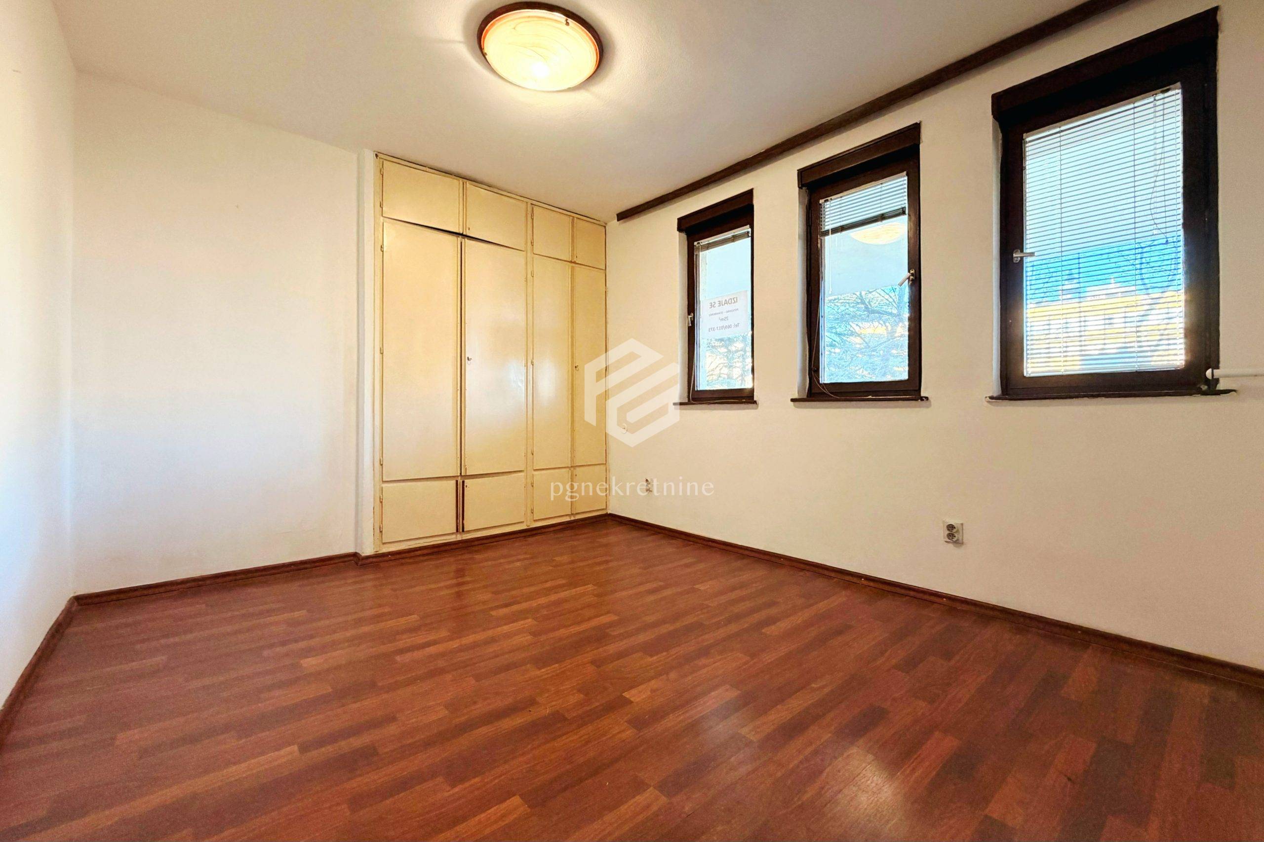 Kiralık - İş yeri Podgorica, Preko Morače