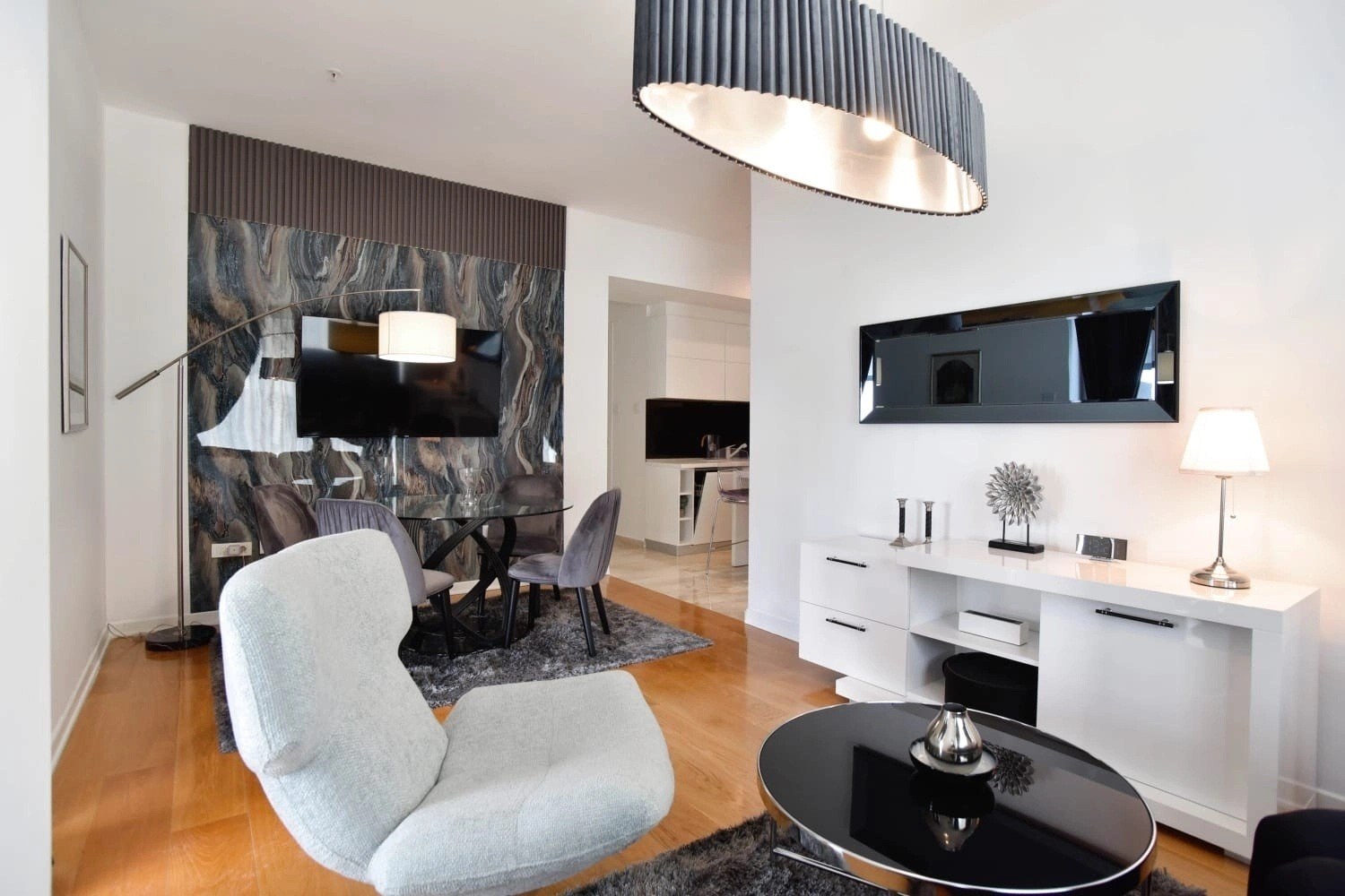 Продажа - Квартира Budva, Centar