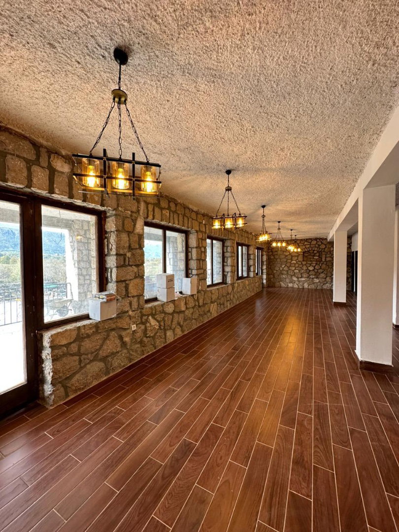 Sale - Office space Danilovgrad, Danilovgrad