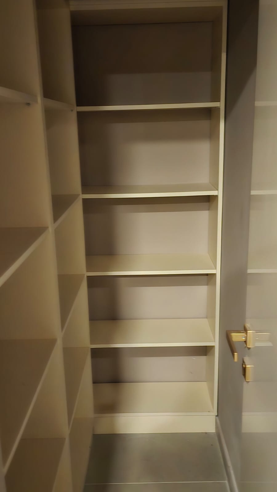 fdbdf988-d556-4f27-8c2e-6150d55c3fdf.jpg