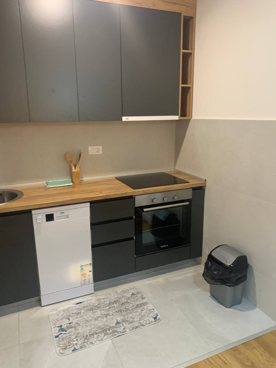 fef9d9ce-2cd2-46ce-8389-bba0c818a790.jpg