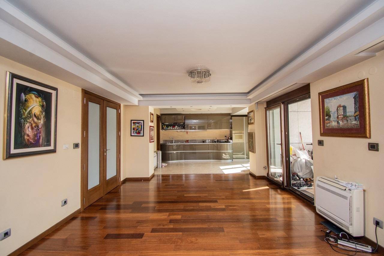 Sale - Apartment Podgorica, Preko Morače