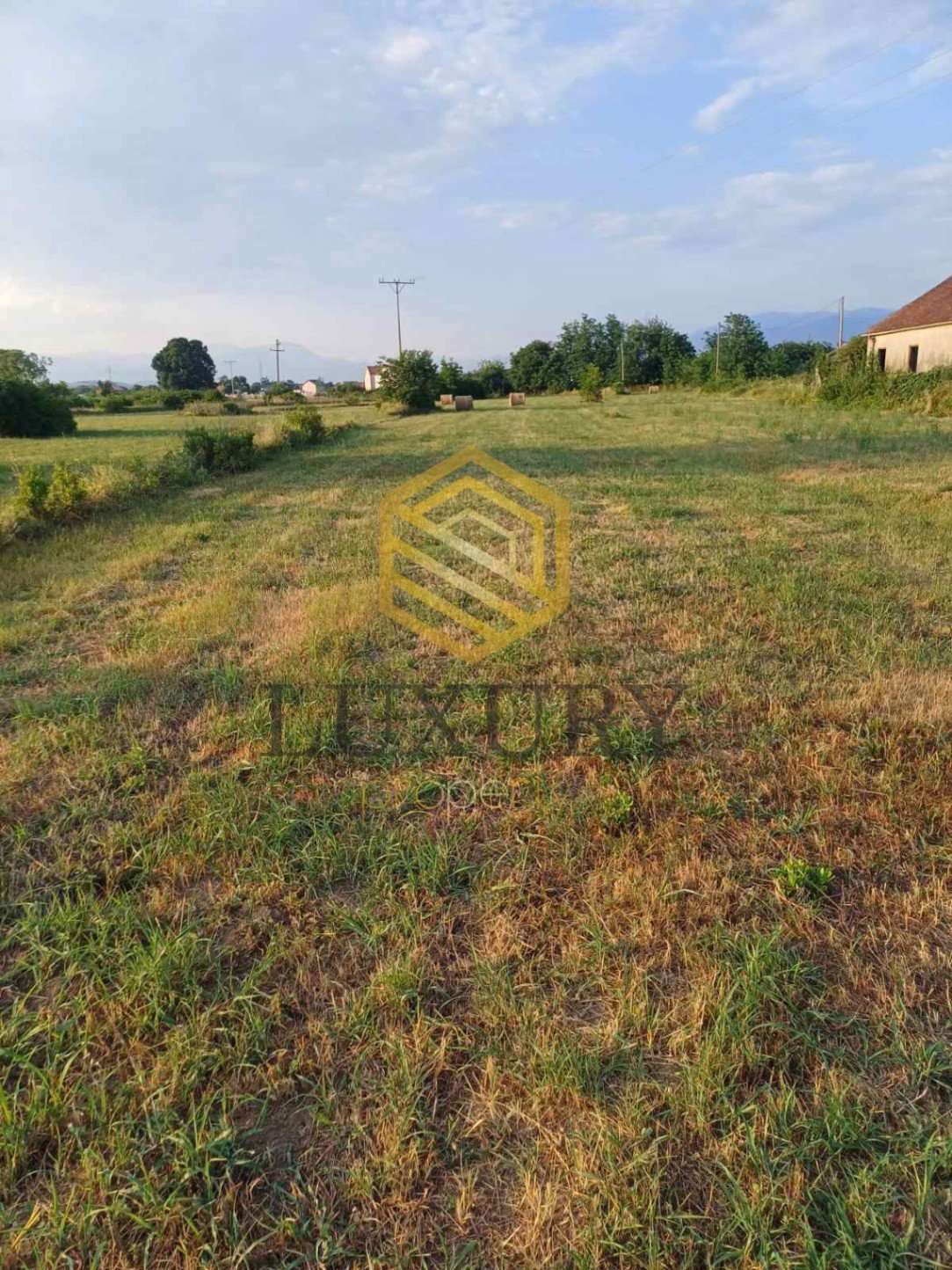 Prodaja - Zemljište Podgorica, Zeta